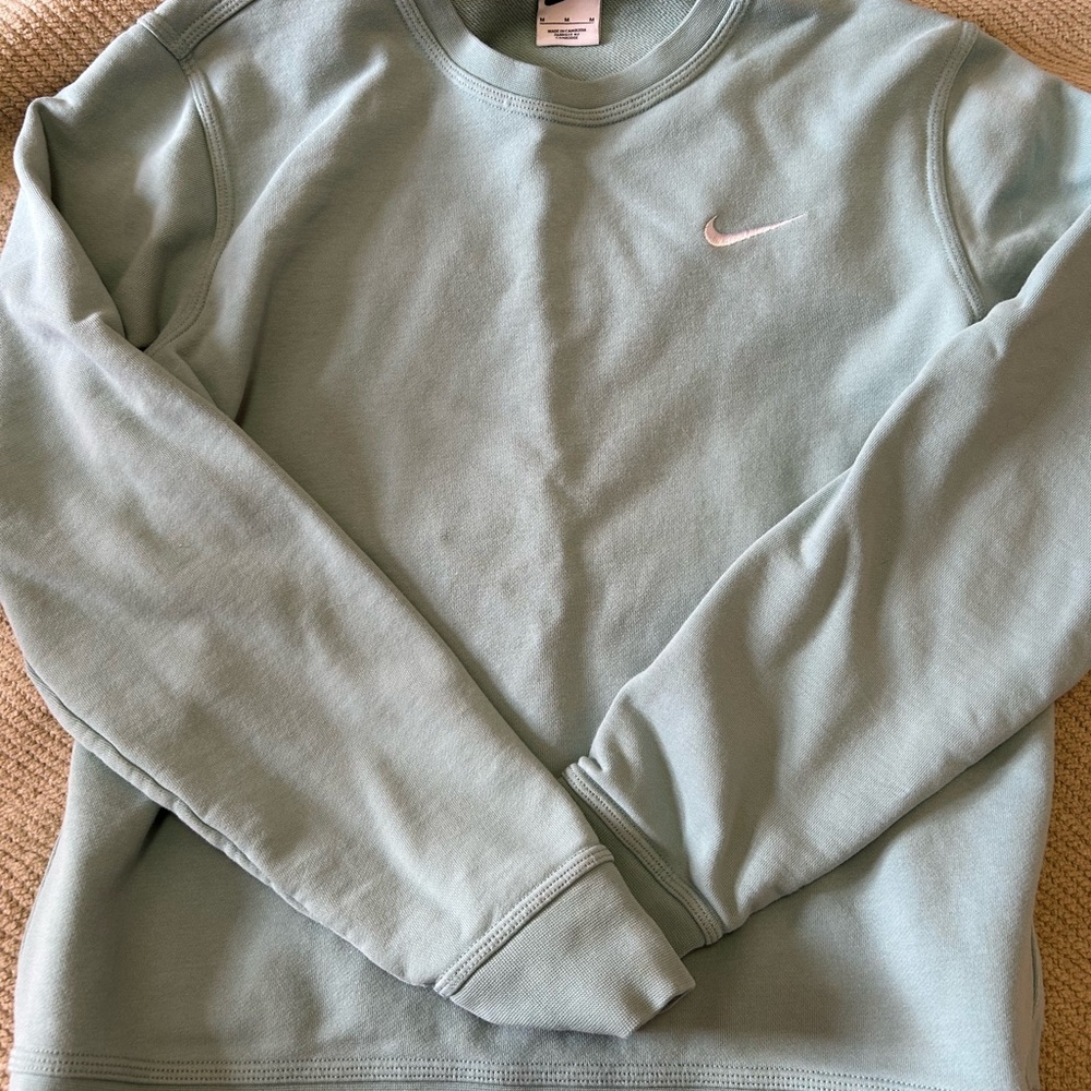 Nike Men's turquoise crew neck sweatshirt